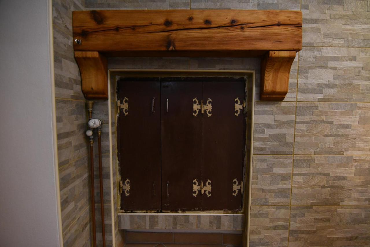 Apartment Perunika 采尔克诺 外观 照片
